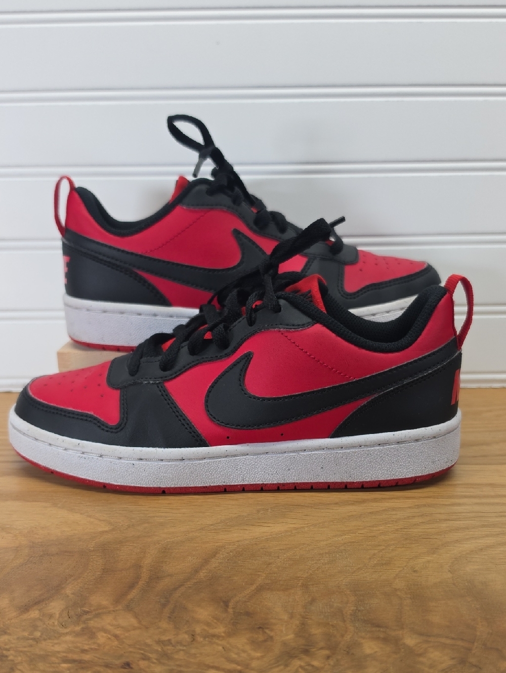 Nike Kids Red and Black Court Borough Low Recraft GS Sneakers Size 5Y